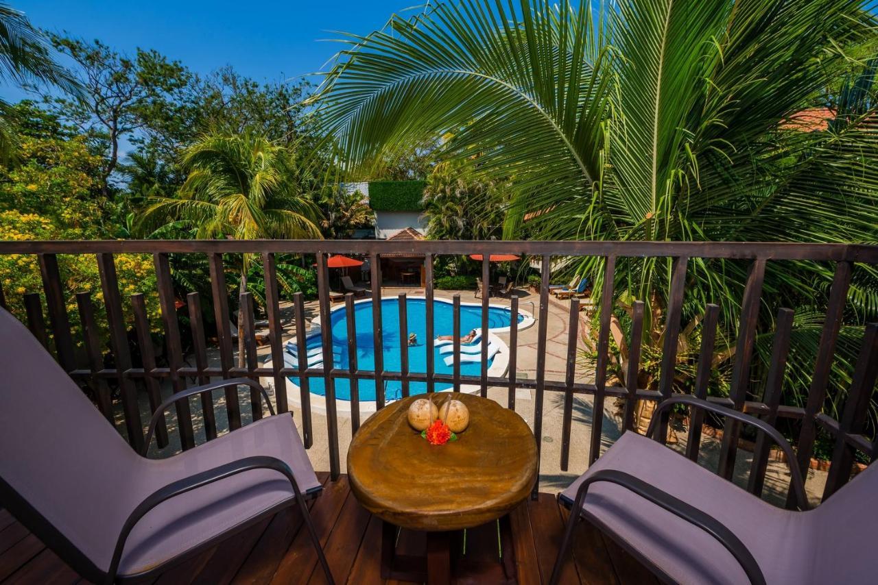 The Coast Beachfront Hotel Tamarindo Kültér fotó