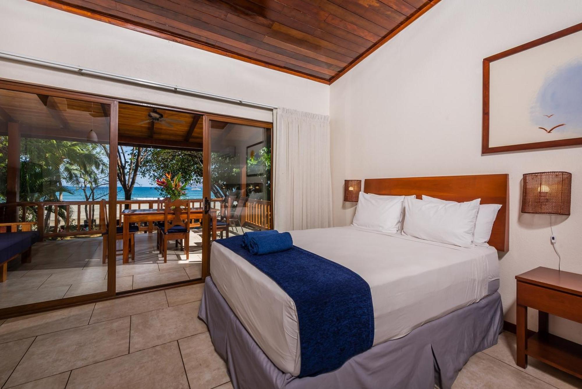 The Coast Beachfront Hotel Tamarindo Kültér fotó