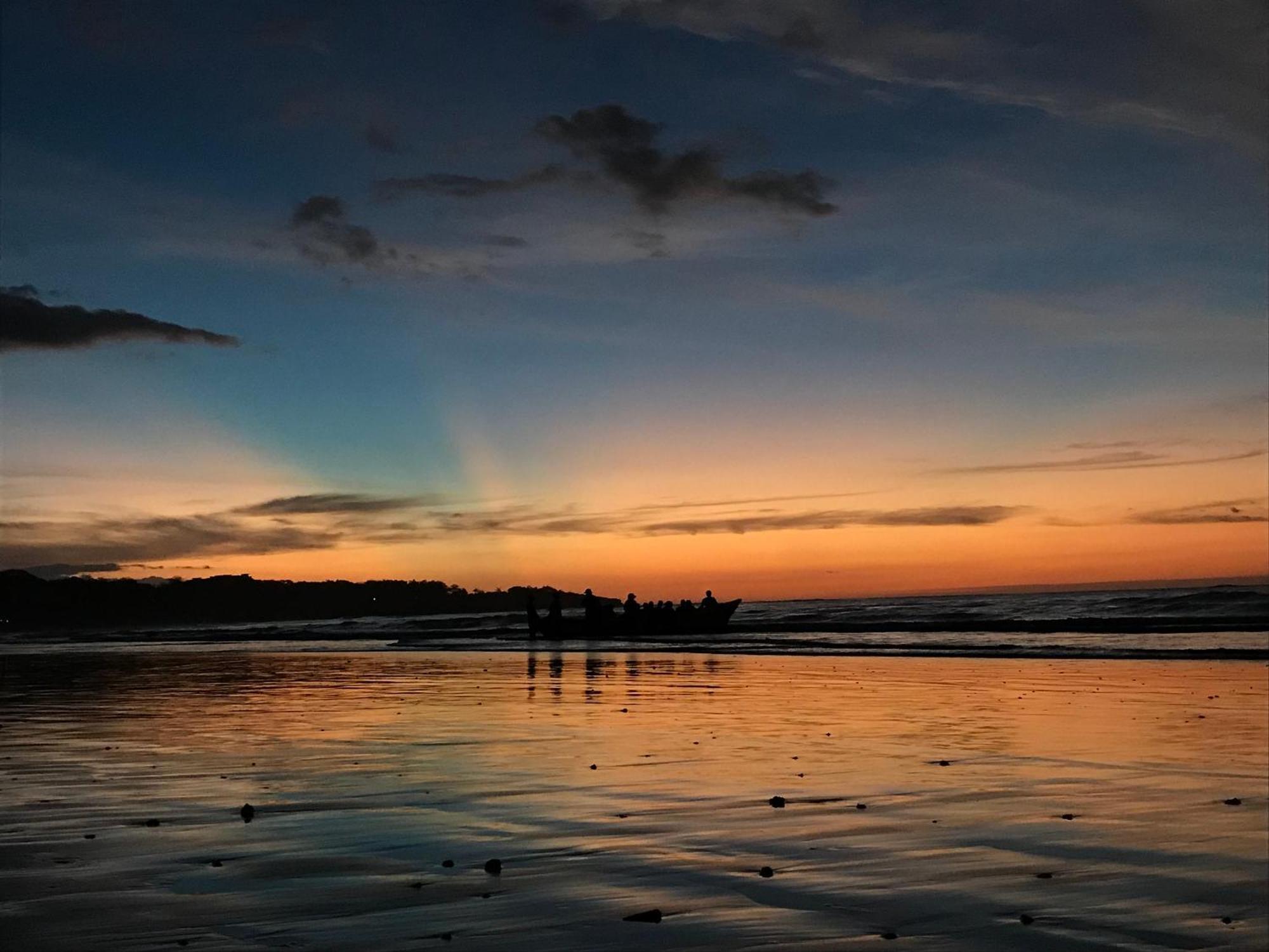 The Coast Beachfront Hotel Tamarindo Kültér fotó