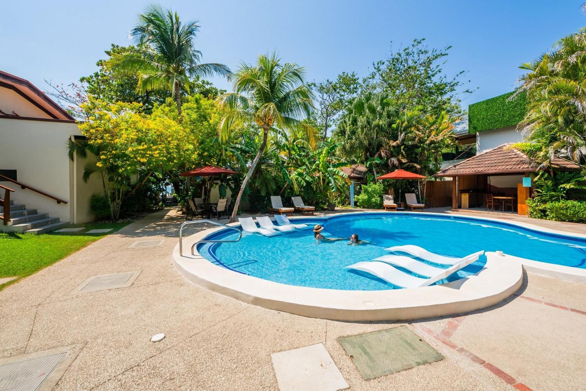 The Coast Beachfront Hotel Tamarindo Kültér fotó