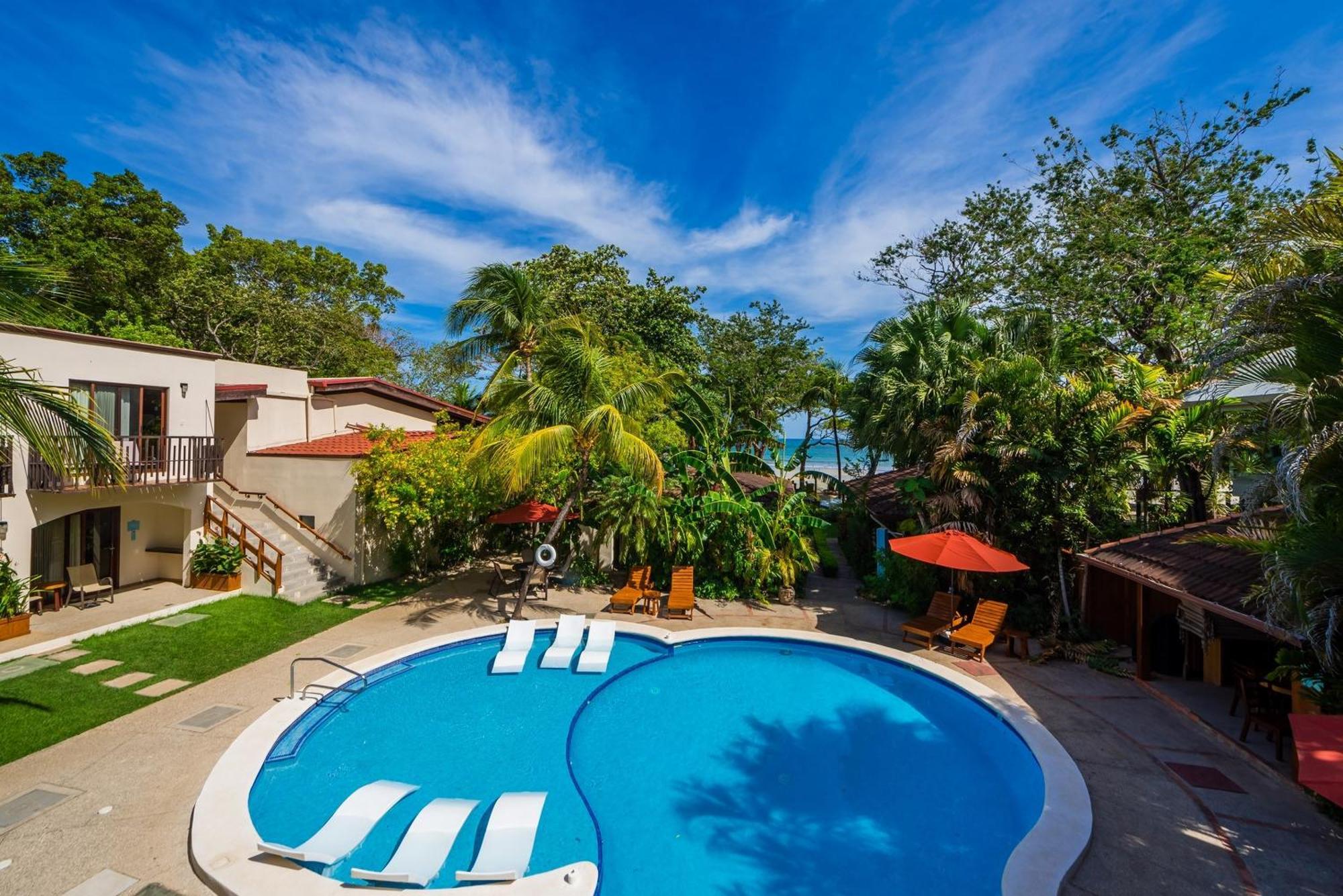 The Coast Beachfront Hotel Tamarindo Kültér fotó