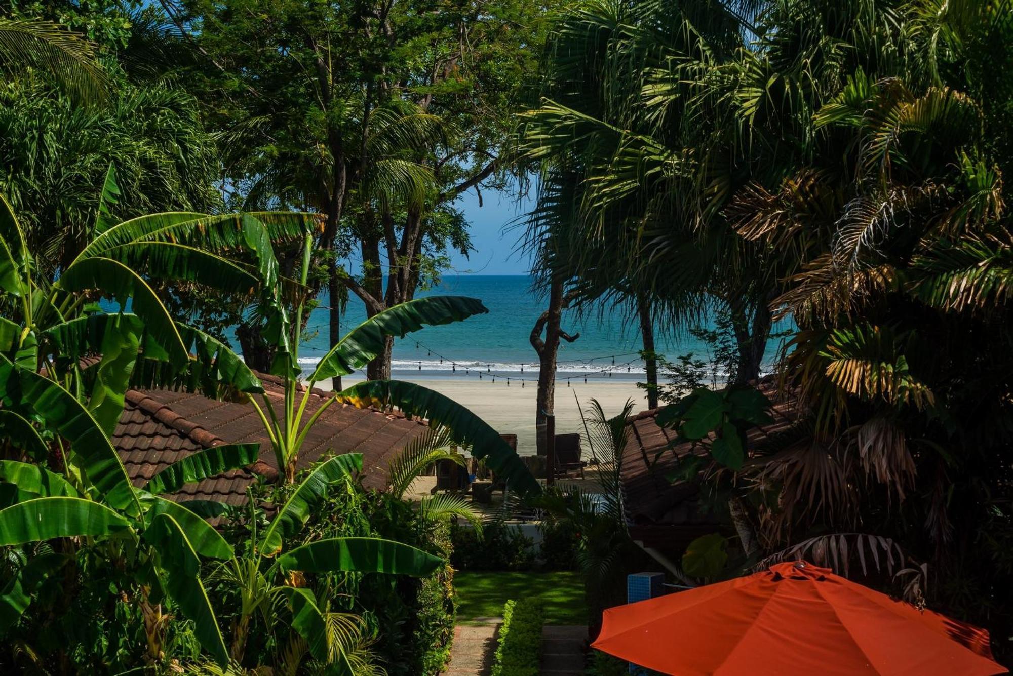 The Coast Beachfront Hotel Tamarindo Kültér fotó